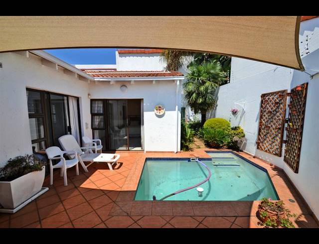 3 BEDROOM HOUSE FOR SALE IN SANDOWN